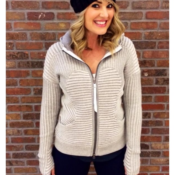 lululemon embrace hoodie